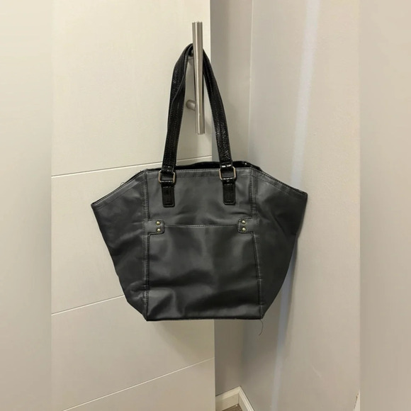 Victoria's Secret Small Travel Carry On Overnight Bag Black Cheetah Inside Print - Picture 1 of 4